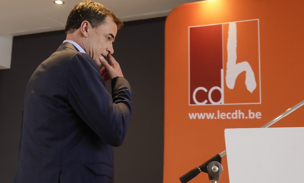 cdH chairman Benoit Lutgen arrives for a press conference of french-speaking christian democrats cdH, in Brussels. Monday 19 June 2017. CdH wants to form new regional governments without the socialist party PS, after several scandals concerning PS-politicians. BELGA PHOTO THIERRY ROGE