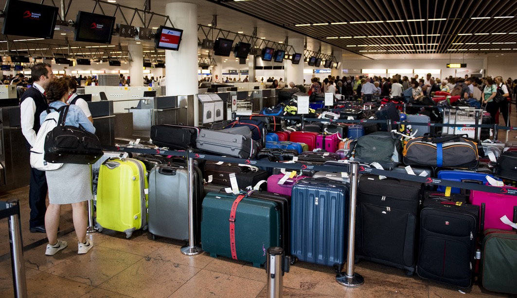 Illustration picture shows luggage ready for shipment during a power outage at Brussels Airport, in Zaventem, Thursday 15 June 2017. BELGA PHOTO JASPER JACOBS