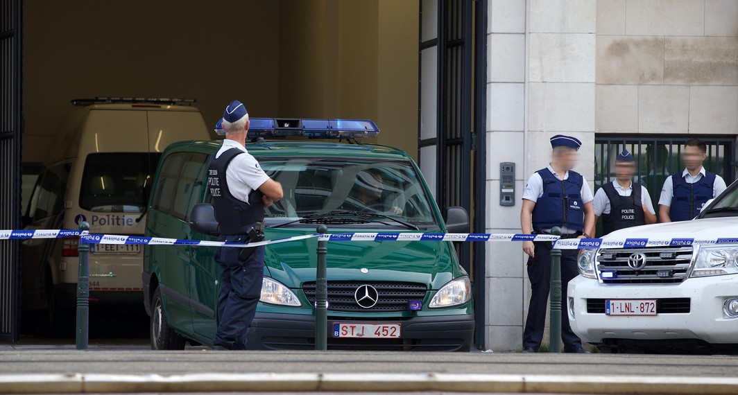 Police pictured outside the council chamber in Brussels, where the terrorism case of the March 22 attacks in Brussels and Zaventem will be handled, Thursday 01 September 2016. Youssef E.A., Ali E.H.A., Bilal E.M., Mohamed Abrini, Herve B.M., Ossama K. and Ibrahim F. are accused of involvement in terrorist activities. BELGA PHOTO NICOLAS MAETERLINCK