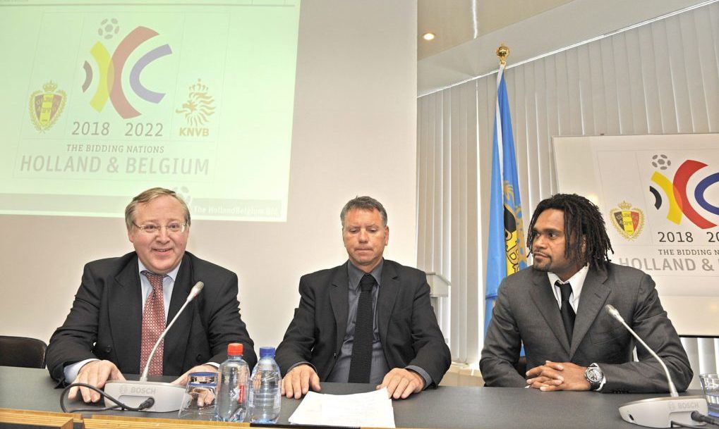 20090623 - BRUSSELS, BELGIUM: (L-R) Belgian soccer union chairman (URBSFA - KBVB) Francois De Keersmaecker, WC 2018 - 2022 project leader Alain Courtois and Christian Karembeu pictured during a press conference concerning the Belgian and Dutch candidacy to organise the world cup soccer championships in 2018 - 2022, on Tuesday 23 June 2009 in Brussels. Christian Karembeu is presented as new 'special advisor' of the 'HollandBelgium Bid' candidature. BELGA PHOTO OLIVIER PAPEGNIES