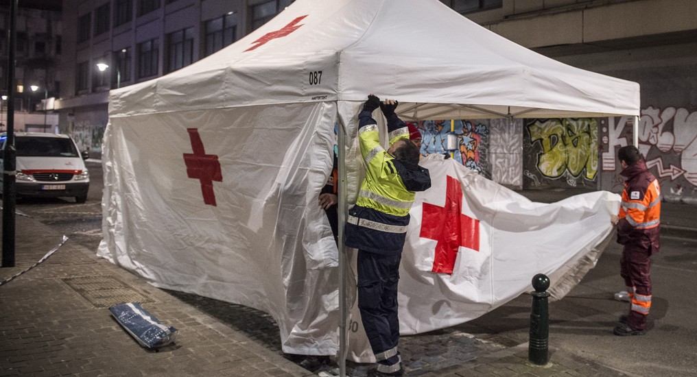 Illustration picture shows the Red Cross/ Rode Kruis/ Croix Rouge during the New Year day, Sunday 01 January 2017, in Brussels.  BELGA PHOTO ANTHONY DEHEZ