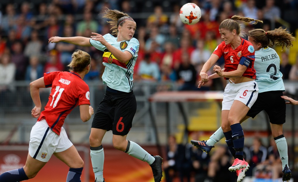 Belgium's Tine De Caigny and Norway's Maren Mjelde pictured in action during a soccer game between Belgian national women's soccer team Red Flames and Norway, the second game in group A in the group stage of the Women's European Championship 2017 in the Netherlands, Thursday 20 July 2017 in Breda, The Netherlands. BELGA PHOTO DAVID CATRY