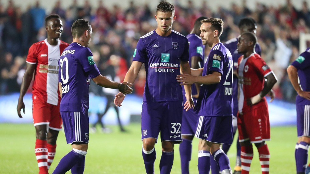 Anderlecht's Nicolae Stanciu, Anderlecht's Leander Dendoncker and Anderlecht's Sven Kums pictured after the Jupiler Pro League match between Royal Antwerp FC and RSC Anderlecht, in Deurne, Friday 28 July 2017, on the first day of the Jupiler Pro League, the Belgian soccer championship season 2017-2018. BELGA PHOTO VIRGINIE LEFOUR