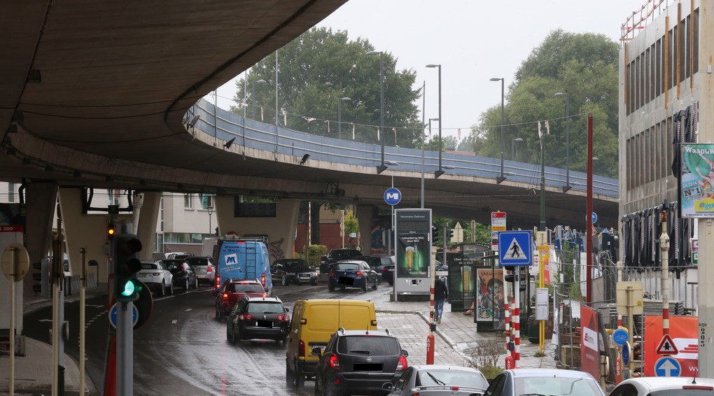 20140808 - BRUSSELS, BELGIUM: Illustration picture shows the Herrmann-Debroux-viaduct in Oudergem - Auderghem, Brussels, Friday 08 August 2014. BELGA PHOTO NICOLAS MAETERLINCK