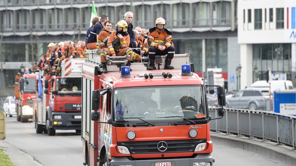 20140402 - BRUSSELS, BELGIUM: Illustration picture shows a protest action of firemen at a workers meeting of the firemen department of christian union ACV/CSC, Wednesday 02 April 2014 in Brussels. BELGA PHOTO LAURIE DIEFFEMBACQ