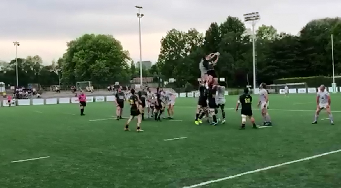 Rugby: Dendermonde champion après sa victoire en finale contre La Hulpe au petit Heysel - BX1
