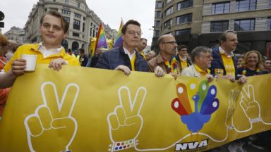 Cinq personnes interpellées après s’en être pris au char N-VA à la Pride Parade