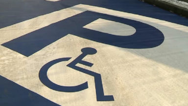 Stationnement : les scan-cars discriminent les personnes handicapées, juge le tribunal
