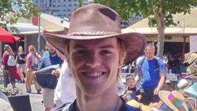 La police australienne offre une récompense pour toute information sur la disparition de Theo Hayez