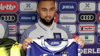 Roofe débarque au RSC Anderlecht: “Le discours de Kompany a été déterminant”