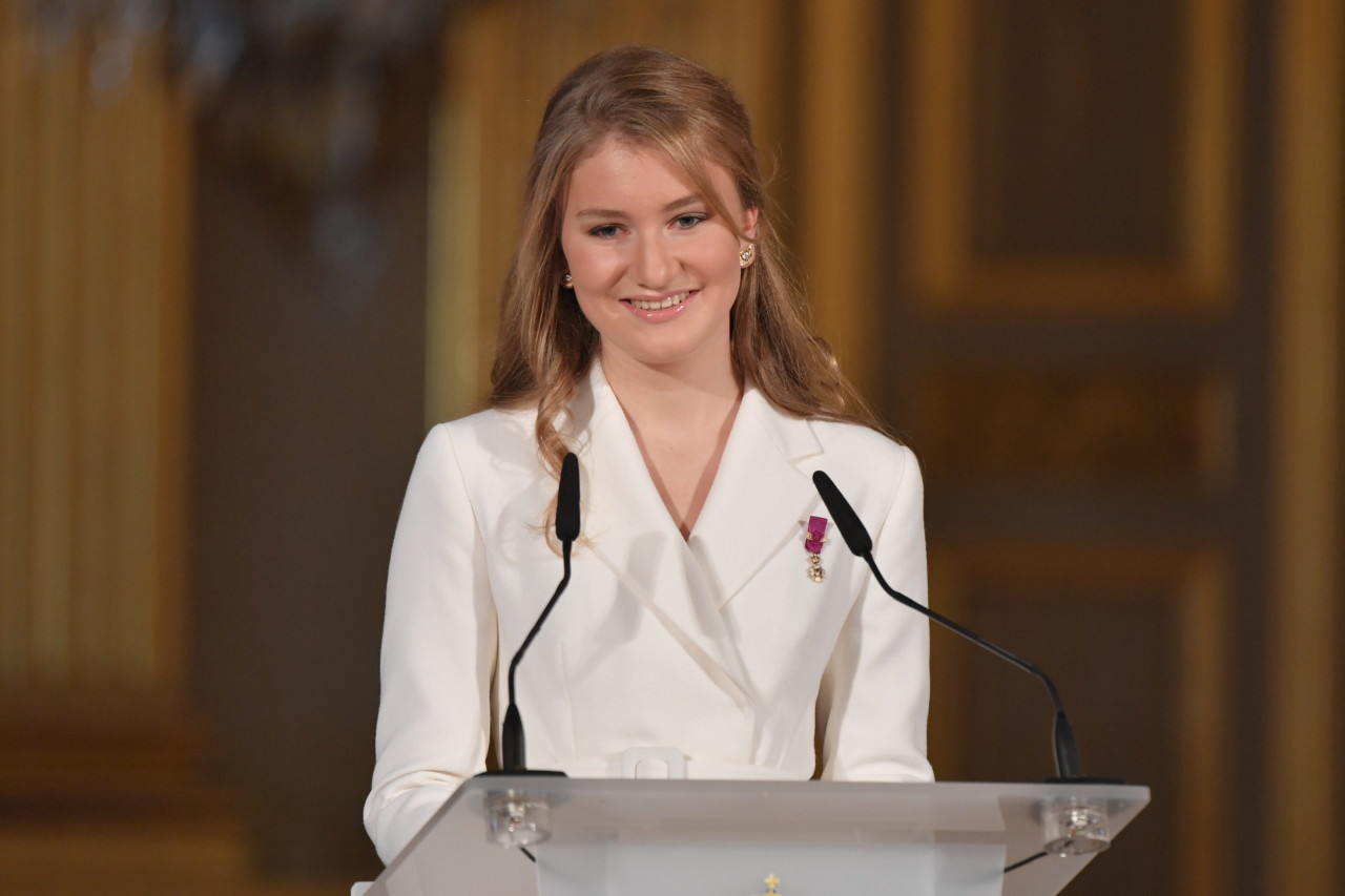 La Princesse Elisabeth Fete En Grande Pompe Son 18e Anniversaire Bx1