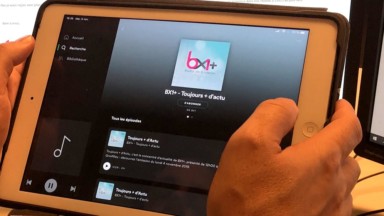 BX1+ est désormais disponible en podcast : abonnez-vous et écoutez nos émissions et chroniques à toute heure