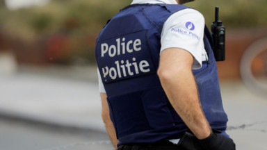 Une victime a été hospitalisée après avoir été blessée en rue à Bruxelles