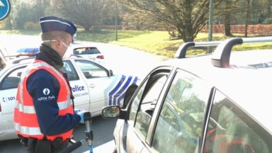 La police de Bruxelles-Ixelles contrôle les déplacements et la vitesse des automobilistes