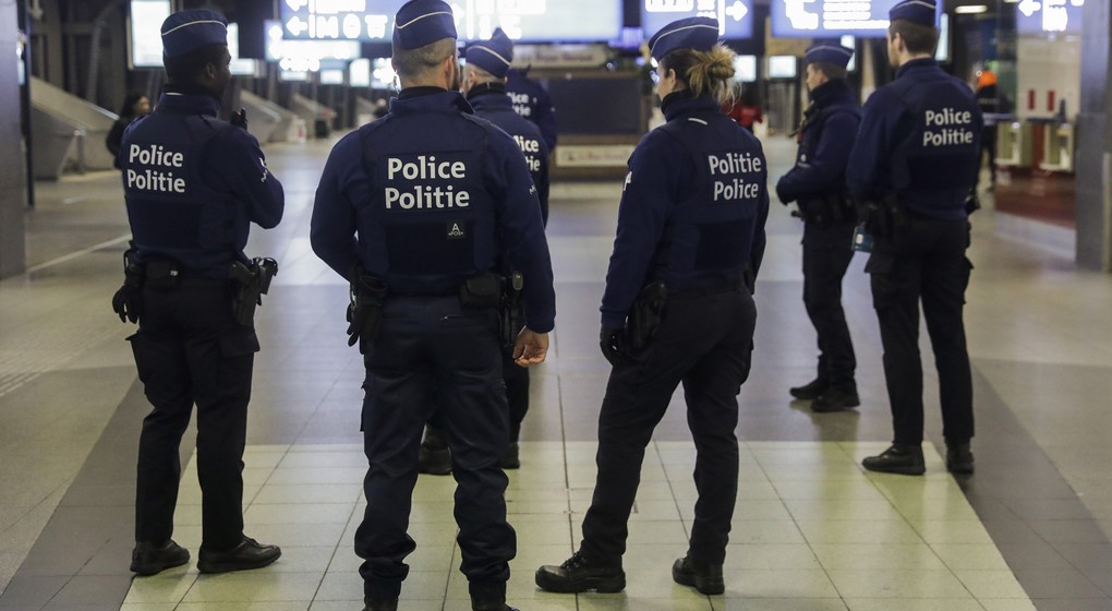 Police - Gare de Bruxelles-Midi - Belga Thierry Roge