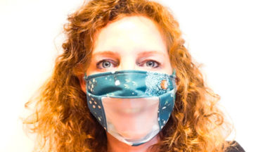 Des masques transparents pour permettre la lecture sur les lèvres