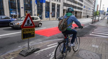 Cyclistes rue de la Loi - Travaux provisoires Piste cyclable - Belga Laurie Dieffembacq
