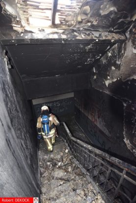 Cage d'escalier - Incendie Anderlecht Chaussée de Mons 12062020 - Pompiers de Bruxelles Robert Dekock