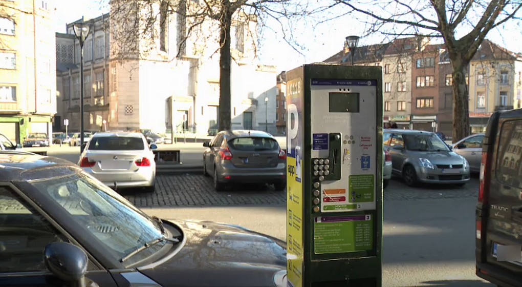 Parcmètre Horodateur Parking Stationnement Molenbeek - Capture BX1