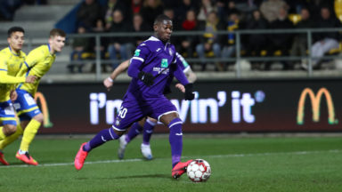 Anderlecht prolonge le contrat de Francis Amuzu jusqu’en 2024