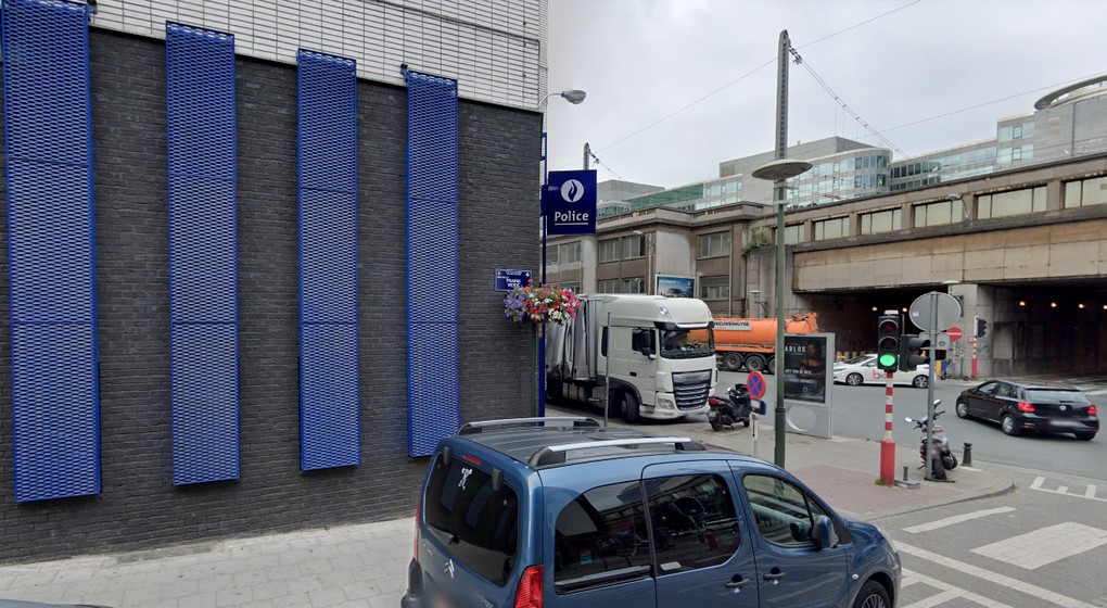 Commissariat de Police Brabant Place du Nord Saint-Josse - Google Street View