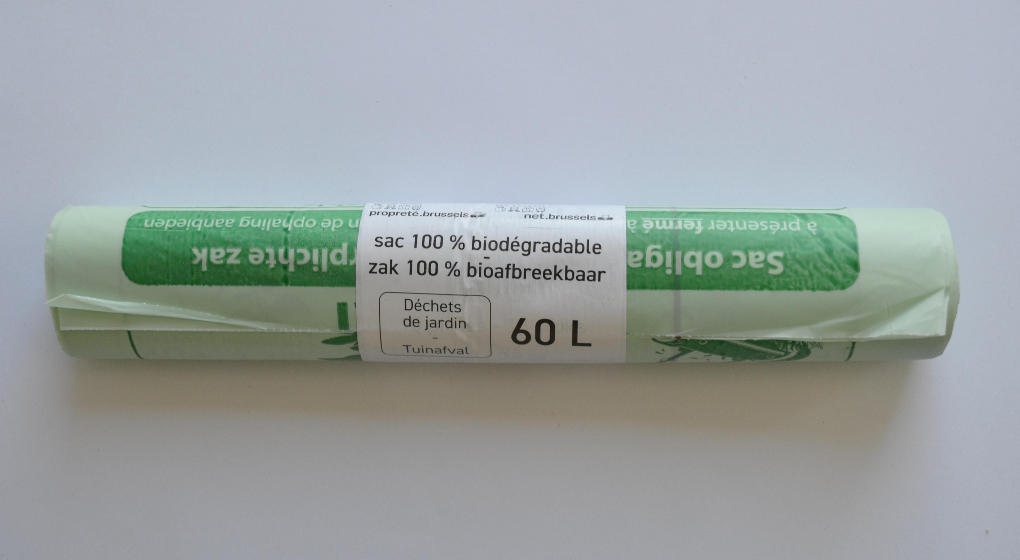 Déchets de jardin : Bruxelles-Propreté rappelle l'obligation d'utiliser des  sacs biodégradables - BX1