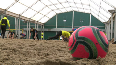 Anderlecht accueillera des terrains intérieurs de beach soccer, une première en Belgique
