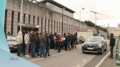 Des chauffeurs LVC manifestent contre la saisie des voitures sous licences wallonnes et flamandes