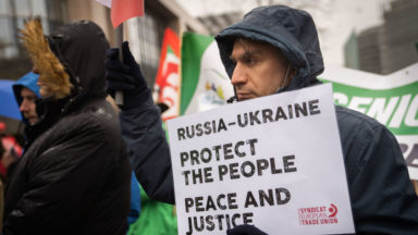 Environ 400 personnes ont manifesté à Schuman en soutien à l’Ukraine
