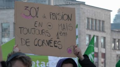 La FGTB et la CSC manifestent pour l’égalité salariale entre les femmes et les hommes