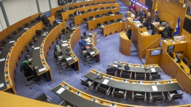 Séance publique : suivez en direct les débats sur l’abattage sans étourdissement au Parlement bruxellois