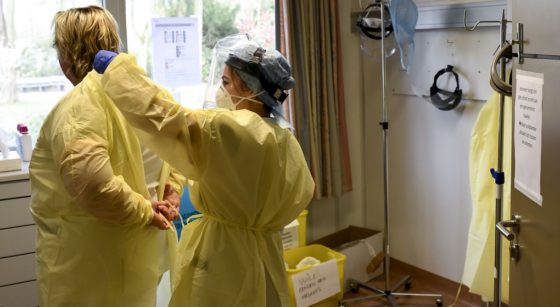 Infirmières Hôpital Soins intensifs Covid-19 - Belga Dirk Waem