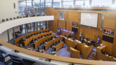 Feu vert au Parlement bruxellois à un plafonnement de l’indexation des baux commerciaux