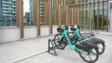 Tier annonce l’arrivée de 1 500 vélos électriques partagés à Bruxelles