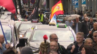 Manifestation internationale des taxis : les chauffeurs demandent des suites aux Uber Files
