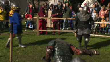 Combats de chevaliers, tavernes et artisans : les fêtes médiévales font leur retour à Forest