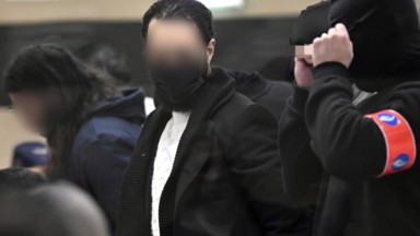 Procès des attentats de Bruxelles : Abdeslam et El Makhoukhi absents, le procès reprend le lundi 19 décembre