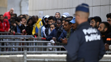 24 jeunes demandeurs d’asile portés disparus à Bruxelles : “Une conséquence de la suspension des tests d’âge”