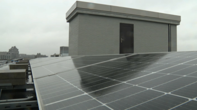 Saint-Gilles : des panneaux solaires sur un logement social diminuent les factures des locataires