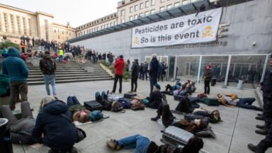 Des activistes bloquent l’accès au forum pour le futur de l’agriculture à Bruxelles