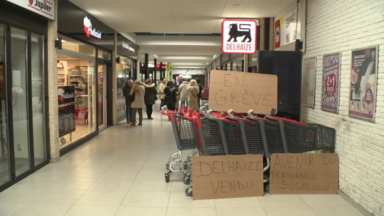 Les magasins Delhaize restent fermés à Bruxelles et en Wallonie
