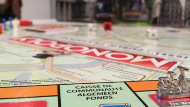 Un Monopoly nocturne tourne mal à Forest : deux personnes blessées par sabre