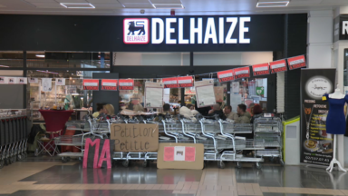 Grève chez Delhaize : toujours quinze magasins fermés à Bruxelles, sept ouverts
