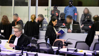 Procès des attentats de Bruxelles : la directrice de la prison d’Ittre n’aurait pas placé Abdeslam dans un régime aussi strict