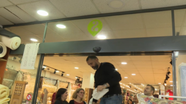 16 commerçants du quartier Brabant proposent une “Safe Place” pour permettre à des victimes de se réfugier