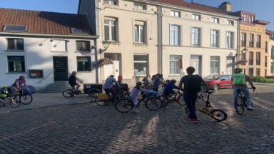 Dernière sortie de l’année pour le peloton d’enfants qui va à l’école à vélo chaque vendredi
