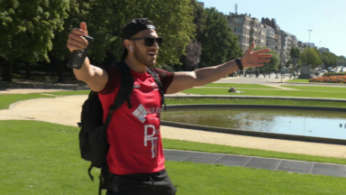 Liège-Bruxelles à pied : le défi réussi du champion de catch Aaron Rammy