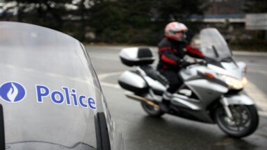 Un policier grièvement blessé dans un accident lors d’une course-poursuite à Bruxelles