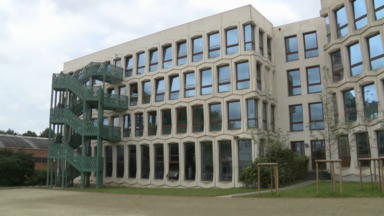 Molenbeek-Saint-Jean : la nouvelle École secondaire Plurielle du Karreveld a ouvert ses portes