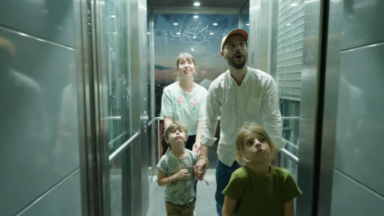 Les ascenseurs des Marolles se transforment en “ascenseurs de l’étrange” pour quelques mois